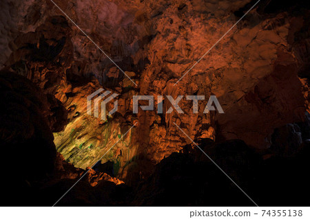 Hang Sung Sot Grotto (Cave of Surprises), Halong Bay, Vietnam 74355138