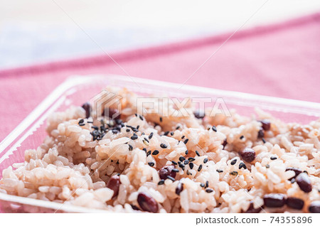 Red rice in a pack Red rice in a pack 74355896