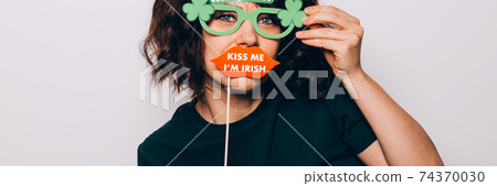 St Patricks Day party 74370030