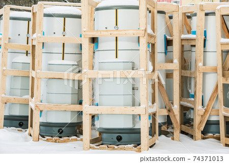Storage tanks of the new medical equipment. Storage tanks of the new medical equipment. 74371013