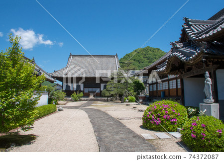 Raikyuji Karesansui Garden in Takahashi City, Okayama Prefecture is Kobori Enshu Garden Raikyuji Karesansui Garden in Takahashi City, Okayama Prefecture is Kobori Enshu Garden 74372087