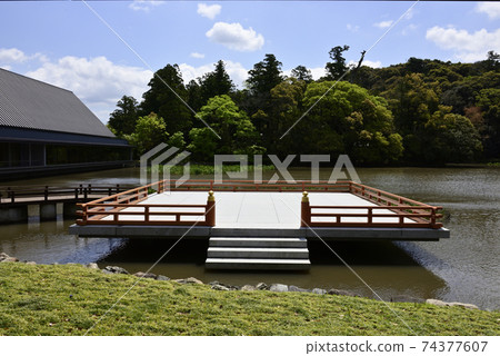 Stage of Ise Jingu Geku Magatama Pond (Magatama Pond) Stage of Ise Jingu Geku Magatama Pond (Magatama Pond) 74377607
