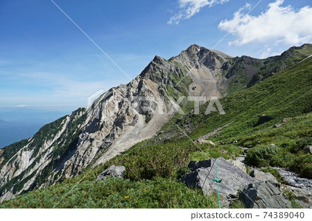 盛夏白沼山:岩室和Sha石山附近的風景 盛夏白沼山:岩室和Sha石山附近的風景 74389040