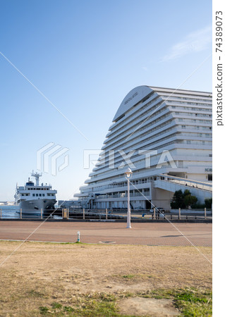 Oriental Hotel 74389073