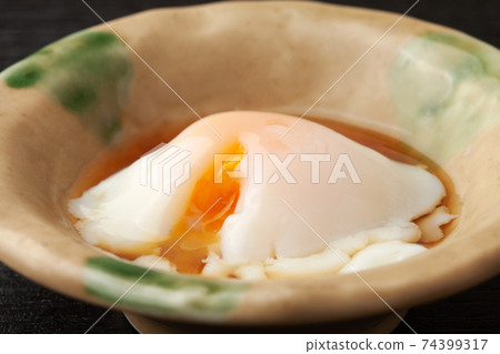 Hot spring egg Hot spring egg 74399317