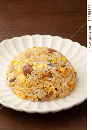 Fried rice  74399562