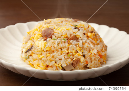 炒飯 炒飯 74399564