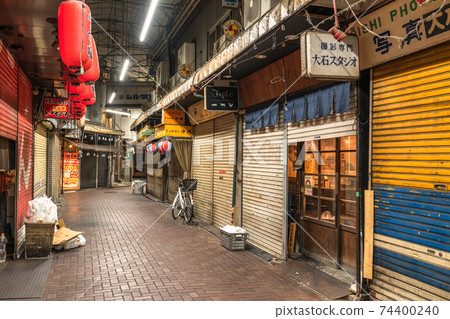 《Tokyo》 Akabane bar in Corona, short-time business under a state of emergency 74400240