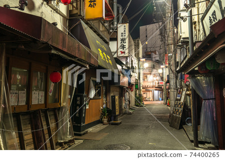 《Tokyo》 Akabane bar in Corona, short-time business under a state of emergency 《Tokyo》 Akabane bar in Corona, short-time business under a state of emergency 74400265
