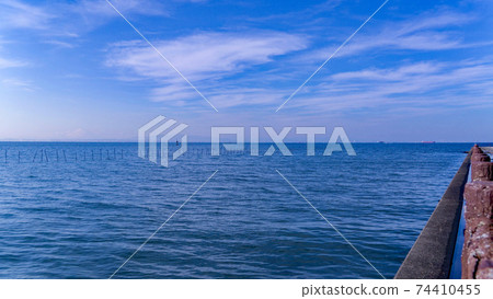 A distant view of the vast Miura Peninsula seen from the sea of Futtsu 74410455