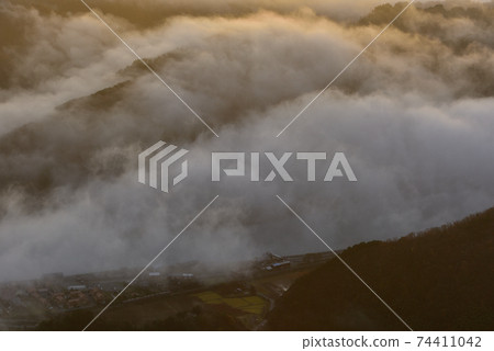 豐岡山的雲海 74411042