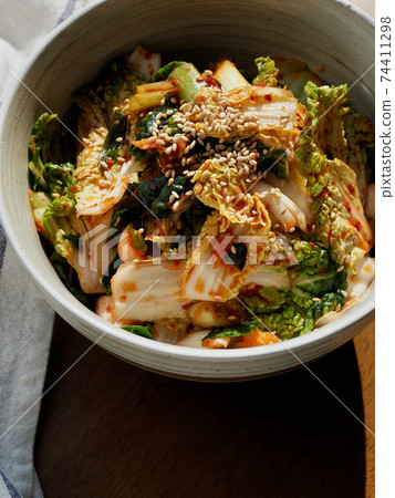 Korean traditional food kimchi 74411298