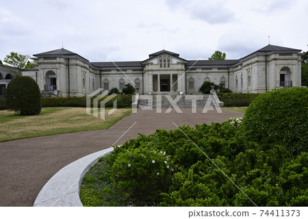 Shinto Shrine 74411373