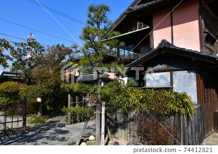 Handa Canal neighborhood in winter, former Nakano Hanroku Residence, warehouse town Handa Canal neighborhood in winter, former Nakano Hanroku Residence, warehouse town 74412821