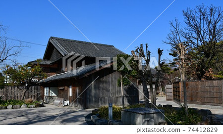 Handa Canal neighborhood in winter, former Nakano Hanroku Residence, warehouse town Handa Canal neighborhood in winter, former Nakano Hanroku Residence, warehouse town 74412829