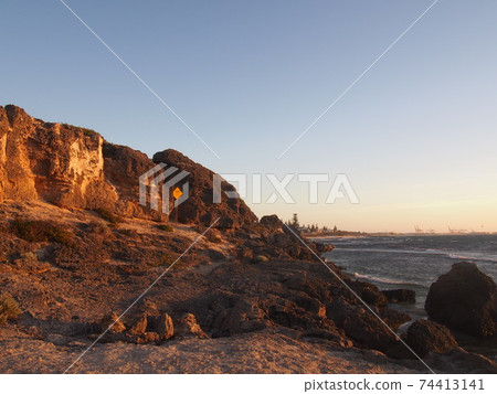 Perth Cottesloe Beach Evening Perth Cottesloe Beach Evening 74413141
