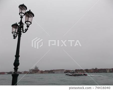 意大利威尼斯的街角 74416040