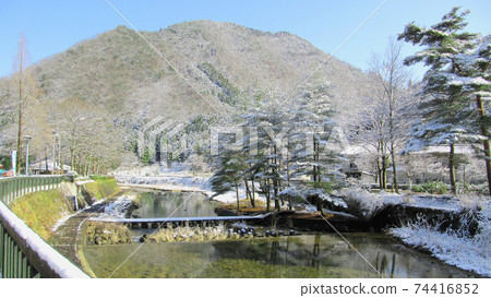 Around the Tataragi River with snow makeup / Asago City, Hyogo Prefecture 74416852
