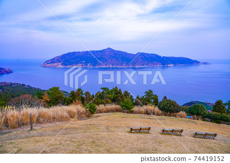 Kinkasan seen from Oshika Gobansho Park (Ishinomaki City, Miyagi Prefecture) 74419152