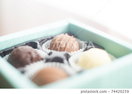 盒裝巧克力 74420259