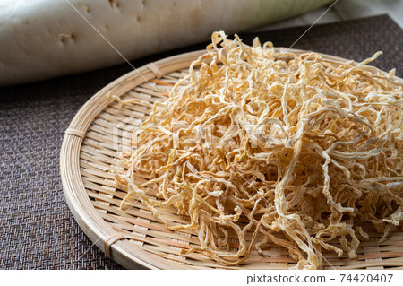 Kiriboshi daikon dried food Kiriboshi daikon dried food 74420407