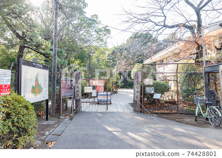 日本東京中野區哲學堂公園(風景秀麗) 日本東京中野區哲學堂公園(風景秀麗) 74428801