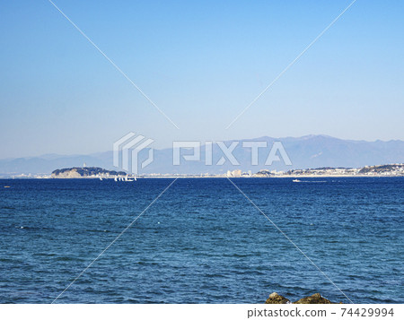 Winter in Hayama Town, Zushi City, Shonan Miura Peninsula 74429994