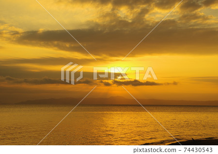 Ariake Sea sunrise, clouds and sky 74430543