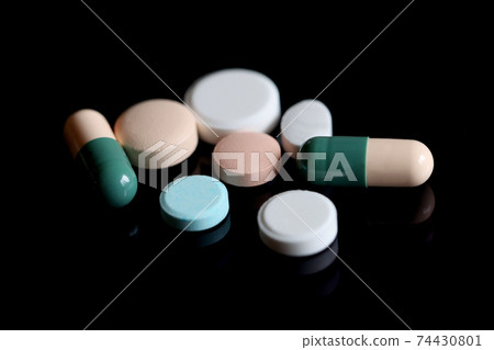 多種藥物 多種藥物 74430801