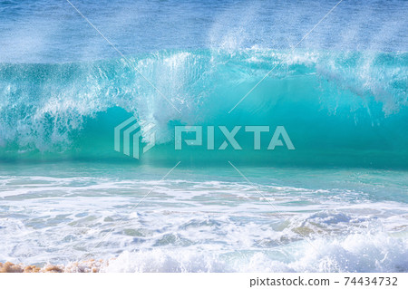 turquoise waves at Sandy Beach, Hawaii turquoise waves at Sandy Beach, Hawaii 74434732