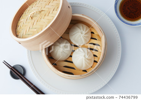 Xiaolongbao Seiro Chinese food white background 74436799