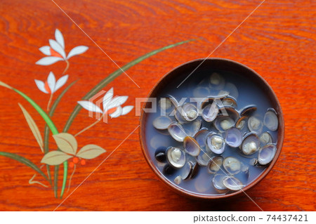 Clam juice that works for hangovers Clam juice that works for hangovers 74437421