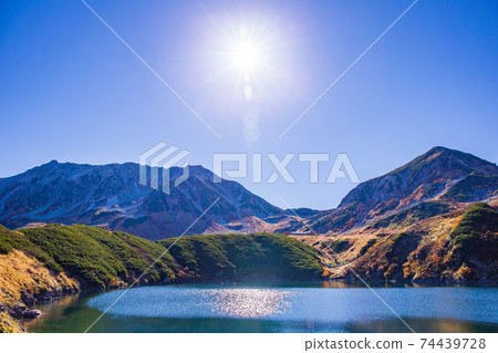 秋立山黑部部高山路線室堂平三里外池 74439728