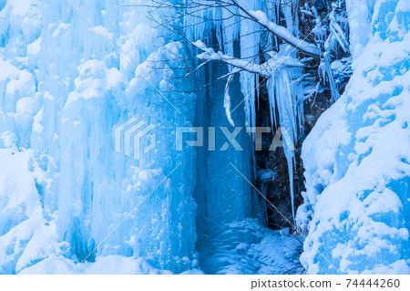 《Nagano Prefecture》 Ice bomb / frozen Zengorono Falls 74444260