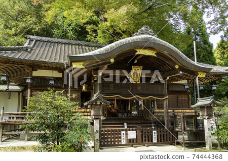 One word main shrine worship hall Gose City, Nara Prefecture 74444368