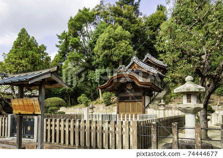 大阪府南川町地區大石鎮大石墓英福寺磯町墓 74444677