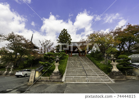 大阪府南河內郡太師町南大門門福福寺 74444815