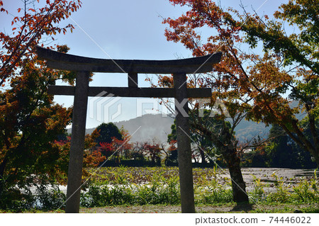 京都大法寺大澤池天神島牌坊 74446022