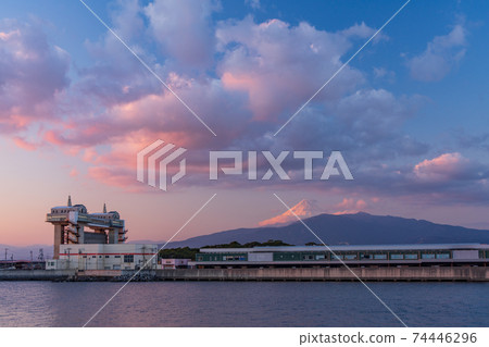 (Shizuoka Prefecture) Numazu fish market, byuo, Mt. Fuji evening view from my entrance 74446296