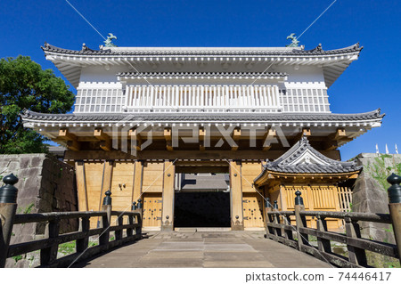 鹿兒島縣鹿兒島市鶴丸城堡遺址五郎門 74446417