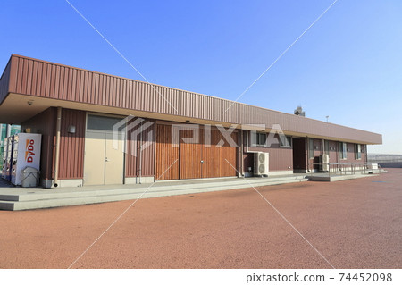 Katsushika City Kosuge West Park Futsal Ground Management Building Katsushika City Kosuge West Park Futsal Ground Management Building 74452098
