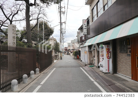 桑名海道（名古屋市中川區荒工觀音寺前） 74452383