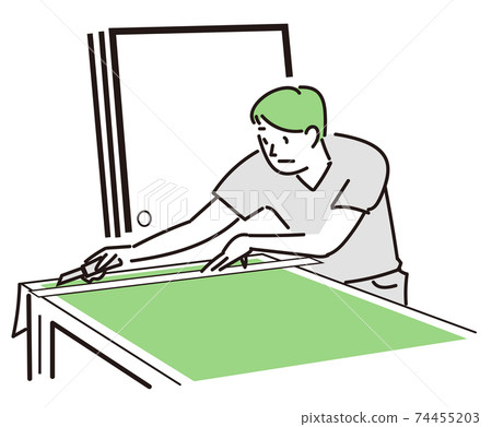 A man who cuts bran paper by changing the bran A man who cuts bran paper by changing the bran 74455203