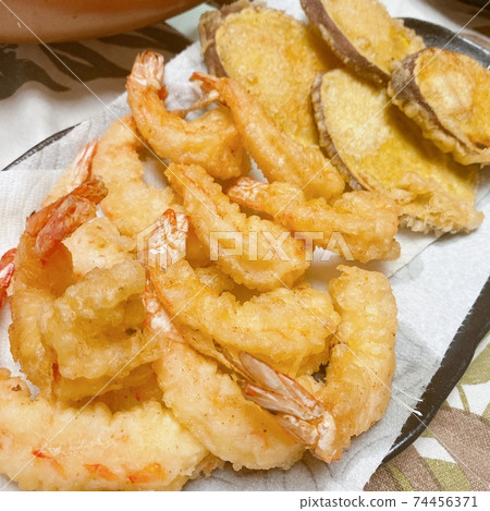家庭烹飪天婦羅 74456371