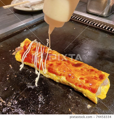 Tonpei and mayonnaise 74458334