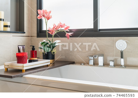 modern white bath tub modern white bath tub 74465593