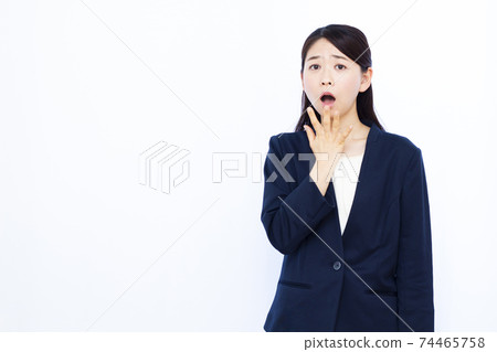 Female business woman in her 30s White background 74465758