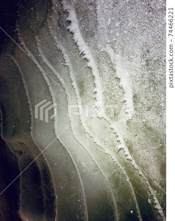 The world in the ice is like a jewel box 74466221