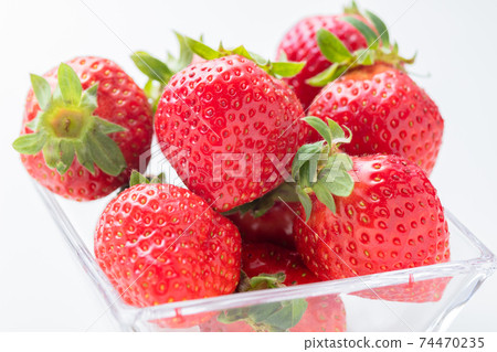 Strawberry  74470235