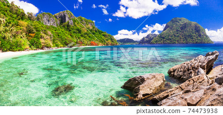 beautiful tropical islands - amazing Palawan, Philippines 74473938